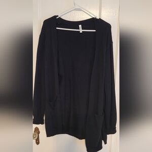 Black Long Lightweight Cardigan Sweater With Pockets, Sz L